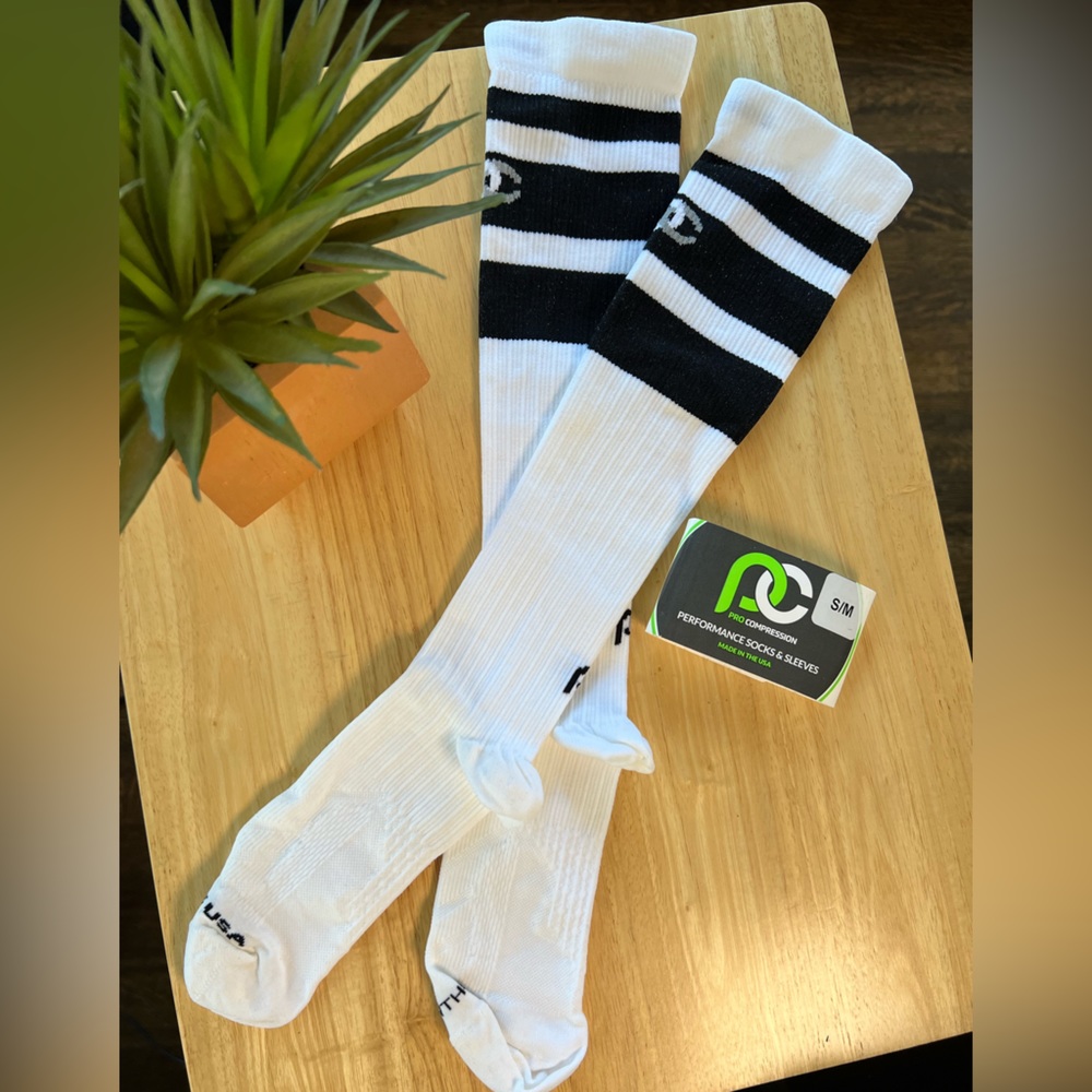 NWT- Procompression Socks- Size S/M
